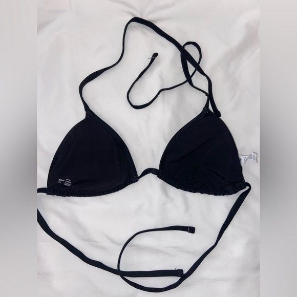Aerie Triangle String Bikini Top 🖤 - Picture 3 of 5